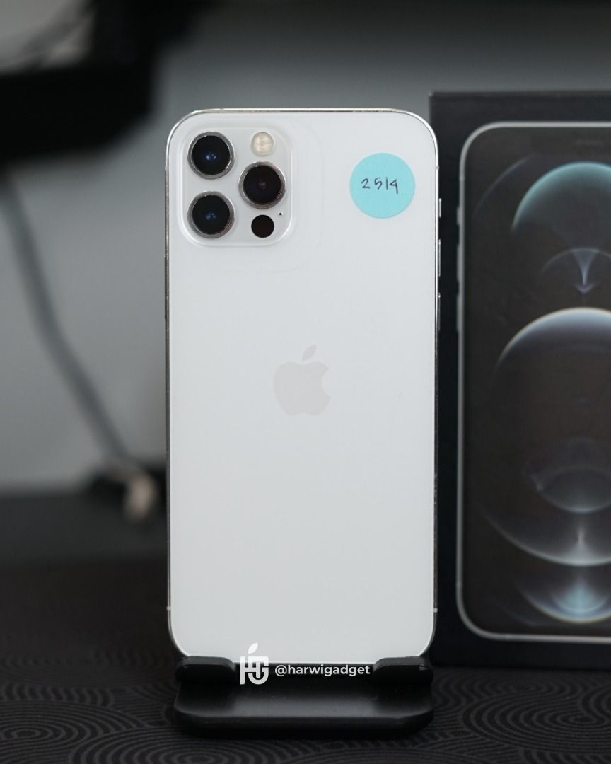 最終値下げ 美品 iPhone 12 Pro 128gb シルバー 本体 元箱付 最終値下げiPhone 12 pro シルバー 128 GB SIMフリー（iPhone12