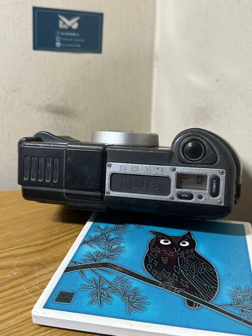 由 camerastall.ho (刊登 ID 1367823353，圖片 3) 提交，位於 高雄市 (Kaohsiung) 的 柯尼卡現場監督35WB 日期機背版本 (類別：相機)，說明：WB系列為現場監督較新的版本 現場監督適合新手 完全不需要高深功力就可以拍出攝影展級的照片 趕快來試試看吧！ 雖說仍有些微使用痕跡 但大致上還是相當漂亮！ 觀景窗內部小裂痕看出去一點點痕跡 不太影響使用～ （日期機背年份最多到19年） 商品編號*26。