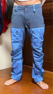 由 thisisyuansecondhand (刊登 ID 1367705607，圖片 1) 提交，位於 的 (類別：)，說明：。