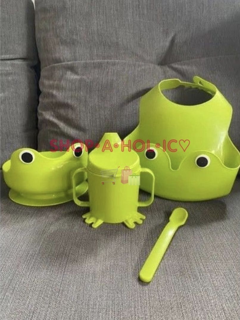 🆕️ Dinnerware Set for Toddler or Babies Green 4pcs (Category: Weaning & Toddler Feeding) located in Paranaque City. Submitted by shopaholic_online_ (Listing ID 1367798554, Image 1). Description: #inParanaque 250/pack❣️last set ONHAND •brand new, sealed & never been used •Length: 30 cm (11 ¾ " inches) Width: 20 cm (7 ⅞ " inches) Height: 10 cm (3 ⅞ " inches) •recommended for all ages •made from harmless plastic, the same material used in baby bott
