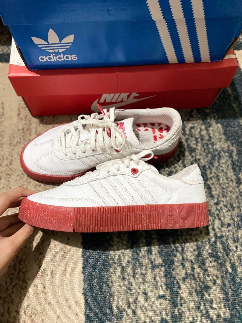 ADIDAS Samba Rose - Valentines Day Edition (Category: Sneakers) located in Antipolo. Submitted by secretstash2022 (Listing ID 1367702176, Image 3). Description: Actual photos posted, w box and tag Repriced from 3500 RFS: to sustain my meds.