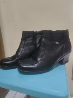 (Kategori: ) berada di . Dikirim oleh kandreany (ID iklan 1367776701, Gambar 1). Deskripsi: .
