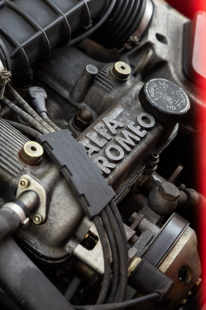 Alfa Romeo Spider Auto62863127981698114
