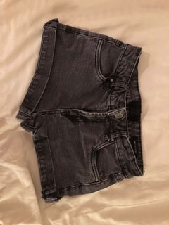 (Category: ) located in . Submitted by audreyy__ (Listing ID 1367819874, Image 1). Description: .