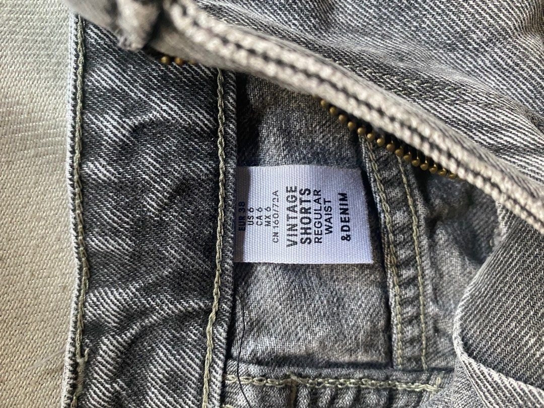 Black h&m short shorts denim (Category: Shorts) located in Manila. Submitted by sushisellsstuff (Listing ID 1367719491, Image 2). Description: .