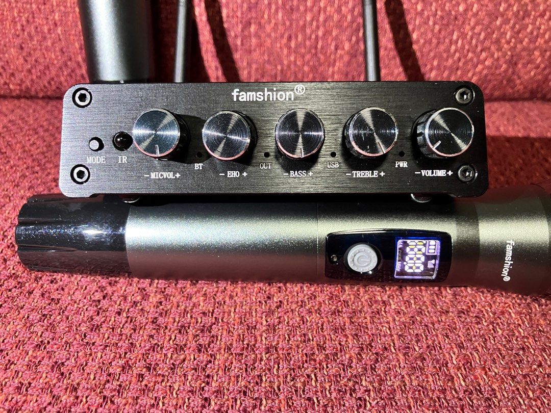 Bluetooth Receiver Adapter with karaoke wireless microphone (Category: Microphones) located in Singapore. Submitted by jiajun1315 (Listing ID 1367805450, Image 2). Description: all in good working condition .