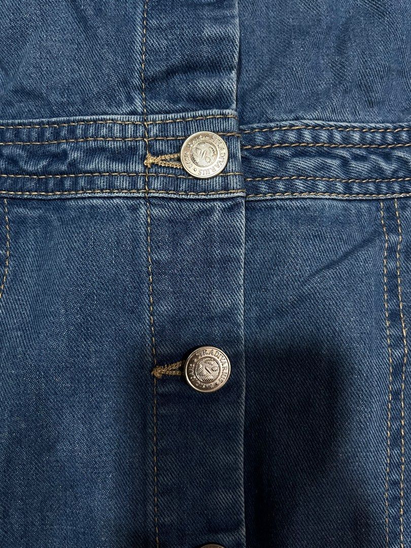 DENIM JUMPER DRESS | STRADIVARIUS (Category: Jumpsuits) located in Quezon City. Submitted by reigney (Listing ID 1367742545, Image 3). Description: DENIM JUMPER DRESS .