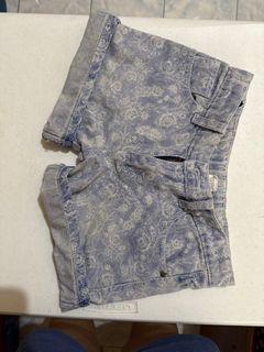 (Category: ) located in . Submitted by kuking (Listing ID 1367757876, Image 1). Description: .