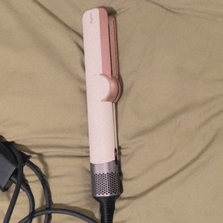 (Category: ) located in . Submitted by ellelatif (Listing ID 1367854549, Image 1). Description: .