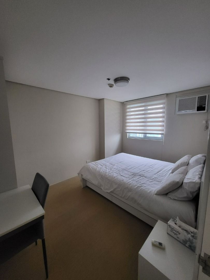 REPRICED! For Sale: Loft Type Unit at Avida Tower 2, BGC (Category: Apartments & Condos) located in Makati City. Submitted by jvlreallty (Listing ID 1367755857, Image 2). Description: 🔥REPRICED🔥 FOR SALE: Loft Type Unit at Avida Towers 34th, BGC (DS-25-0012) 📍FA: 78sqm, Fully-Furnished 📍2 Bed Room, 2 Bathroom 📍1 Maid's Room 📍1 Parking Space 📍Facing Uptown Mall 📍 KEY NEARBY SPOTS — Avida Towers 34th Street, BGC 🛍️ Malls & Shopping Uptown 