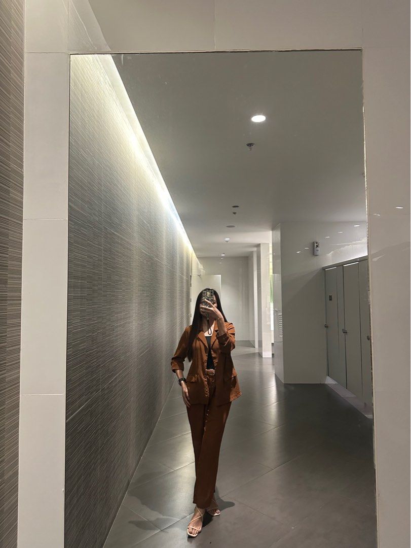 Formal Coordinates / Coords / Terno (Blazer and Pants) (Category: Sets or Coordinates) located in Mandaluyong City. Submitted by createyourtrend (Listing ID 1367713351, Image 1). Description: Small to semi med Loc: Mandaluyong.