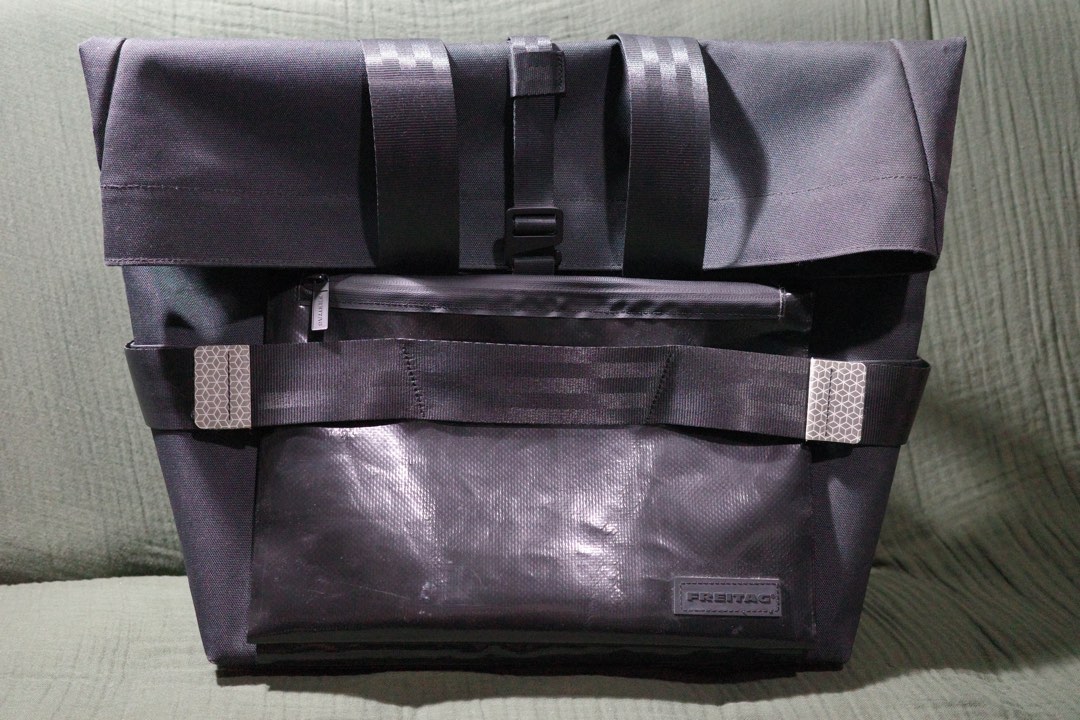 Freitag F680 Anderson Black, Men's Fashion, Bags, Briefcases on Freitag F680 Anderson Black, Men's Fashion, Bags, Briefcases on