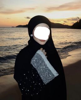 (Category: ) located in . Submitted by she.preloveddd (Listing ID 1367692628, Image 1). Description: .