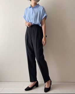 GU high waist pintuck tapered pants