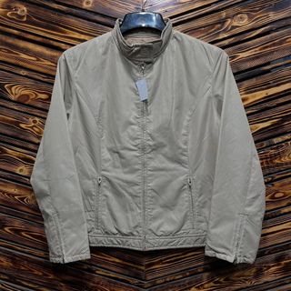 (Kategori: ) berada di . Dikirim oleh lentera_galeri (ID iklan 1367688383, Gambar 1). Deskripsi: .