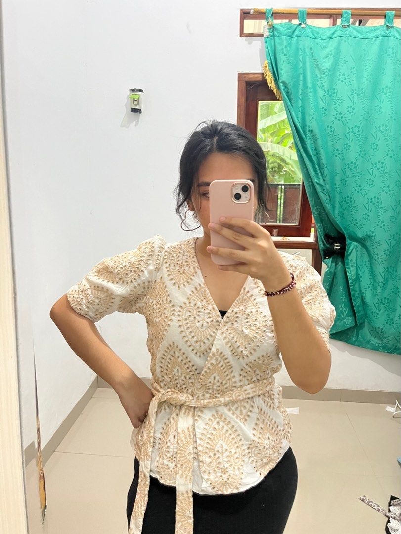 Katbol Top/ Seed premium katbol wrap top, Fesyen Wanita, Pakaian Wanita ...