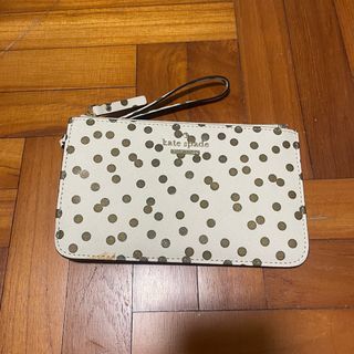 (Category: ) located in . Submitted by anythinglaa (Listing ID 1367832026, Image 1). Description: .