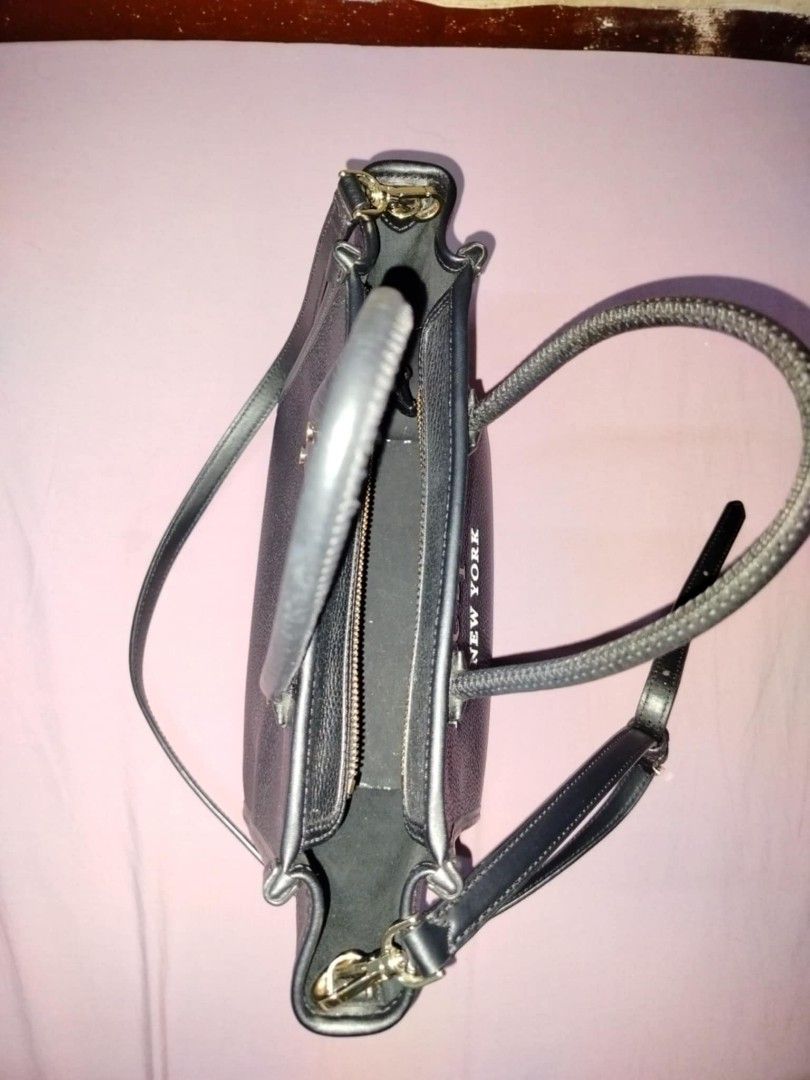 Kate Spade Ella bag w/ sling (Category: Luxury Bags & Wallets) located in Manila. Submitted by rsjabberflameon (Listing ID 1367680843, Image 3). Description: no damage no scratch good as new.