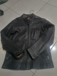 (Kategori: ) berada di . Dikirim oleh kandreany (ID iklan 1367795186, Gambar 1). Deskripsi: .