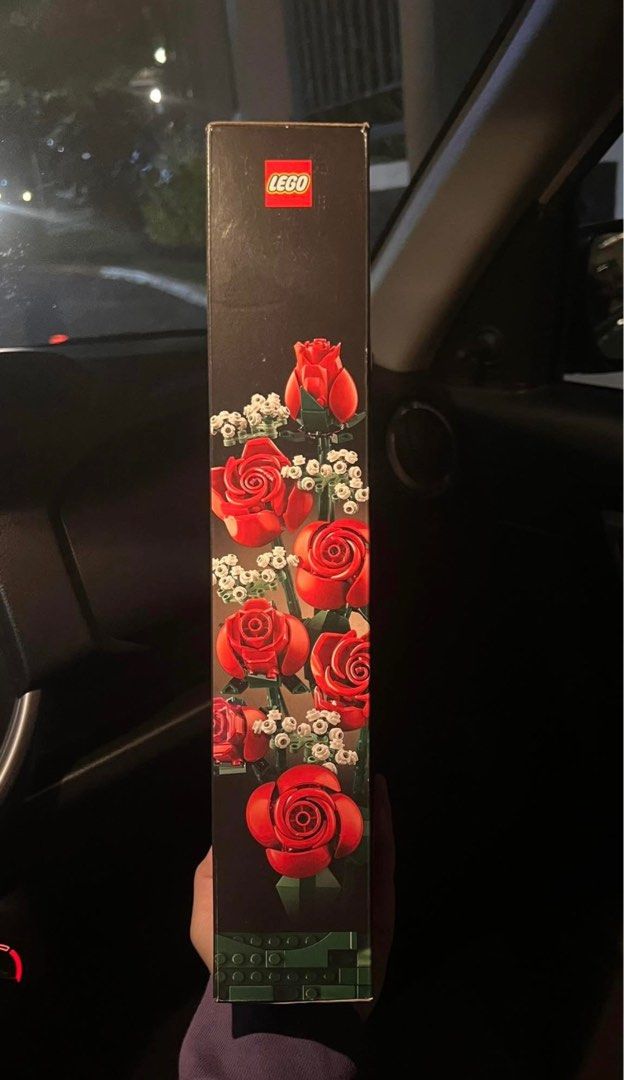 Lego Roses Authentic (Category: Lego & Building Sets) located in Manila. Submitted by declutterwithceej (Listing ID 1367785442, Image 2). Description: 100% Authentic Brand New Sealed 4.3K mall price. 3.5k my price firm na.