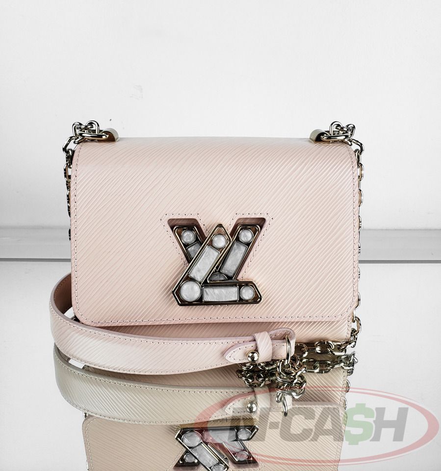 Louis Vuitton Twist PM Moonstone (Category: Luxury Bags & Wallets) located in Makati City. Submitted by luxury_by_ncash_2 (Listing ID 1367719285, Image 1). Description: N-Cash Pawnshop "Instant Cash for Bags, Watches, Cars, and Electronics" https://www.ncash-pawnshop-philippines.com/ Louis Vuitton Twist PM Moonstone PRE-OWNED Brand: LOUIS VUITTON Measures: 7.25″ L x 6.75″ H x 3.5″ D (approx) 22.5″ Strap Drop Material: Pink Epi Leather Pink Alcant