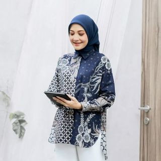 (Kategori: ) berada di . Dikirim oleh prelovedkhala (ID iklan 1367711778, Gambar 1). Deskripsi: .