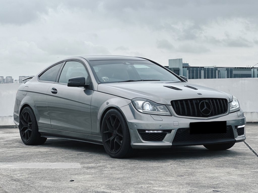(Category: ) located in . Submitted by dreamsgmotoring (Listing ID 1367675600, Image 1). Description: .