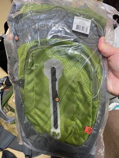 （分類：）位於 。 由 hyper_glo 提交（商品編號 1367823416，圖片 1）。簡介： 。