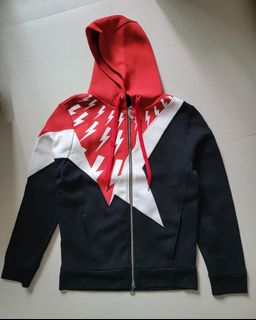 （分類：）位於 。 由 snoopy123456_flower 提交（商品編號 1367778831，圖片 1）。簡介： 。