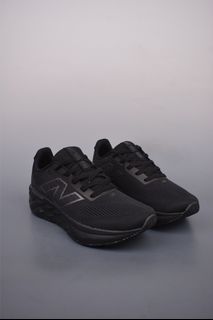 (Category: ) located in . Submitted by outletshoes (Listing ID 1367768771, Image 1). Description: .