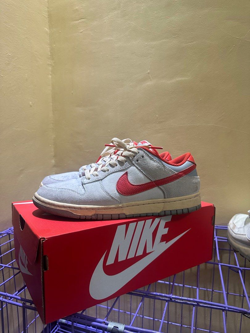 NIKE DUNK LOW (Category: Sneakers) located in Cavite. Submitted by andre.29 (Listing ID 1367805123, Image 3). Description: NIKE DUNK LOW PICANTE RED LEGIT PAIR 9/10 condition honest issue: slight dirty SIZE US 8.5 MENS.