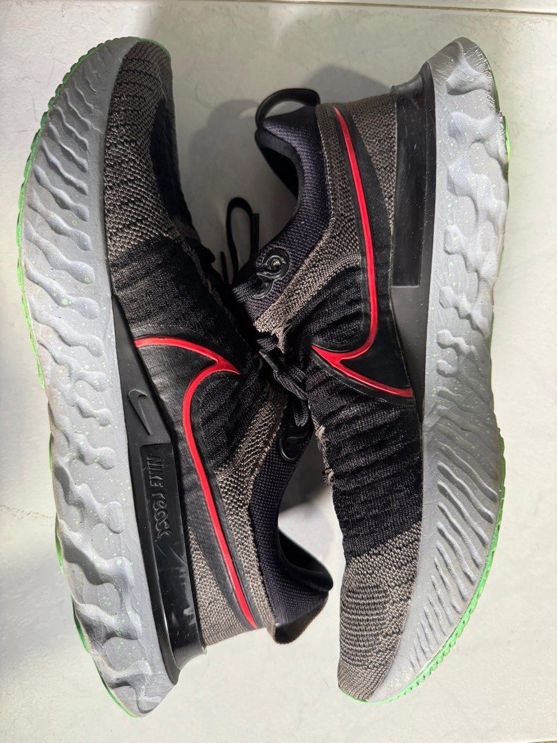 Nike React Infinity 3 (Category: Sneakers) located in Singapore. Submitted by dsyn7 (Listing ID 1367699121, Image 1). Description: Nike React Infinity 3 Flyknit Used <10 times as I bought new running shoes. Stay on your feet with soft and supportive cushioning, built to help keep you on the run. A wider forefoot and higher foam stacks provide cushioning to help keep you fresh, giving you the peace of mind to pound the pavement every day. The spri