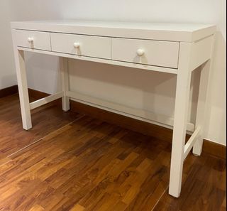 (Category: ) located in . Submitted by leeyangyang2462012 (Listing ID 1367828374, Image 1). Description: .