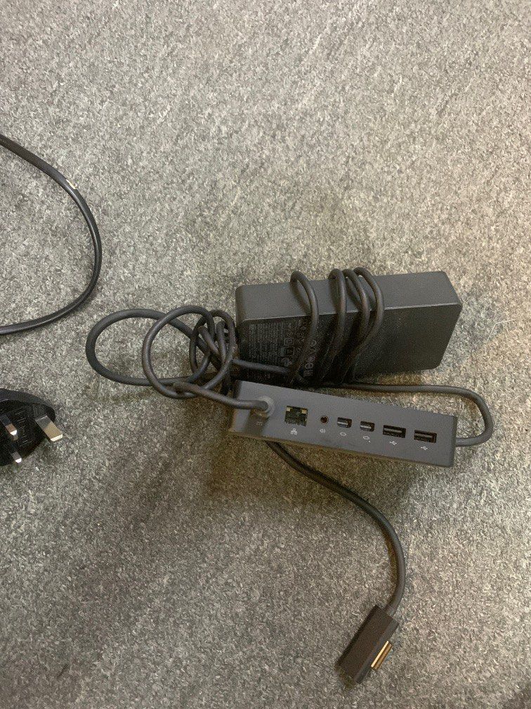 surface dock (Category: Computer Parts) located in Petaling Jaya. Submitted by simon0107073900 (Listing ID 1367791972, Image 1). Description: Surface dock .