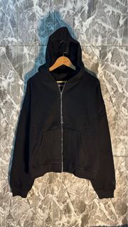 (Category: ) located in . Submitted by lehuuthrift (Listing ID 1367739000, Image 1). Description: .