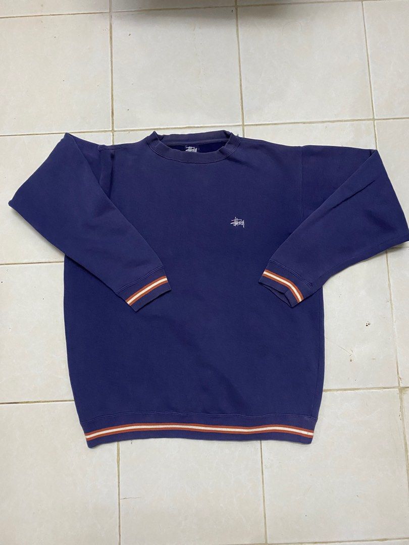 sweatshirt stussy (Category: Announcements) located in Kota Bharu. Submitted by zuhairprob01855 (Listing ID 1367706528, Image 1). Description: p23 (L/XL) condition 7/10.