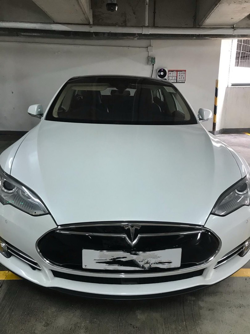 Tesla Model S S85 Auto628631752986901120