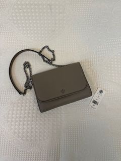 由 zoebag (刊登 ID 1367853878，圖片 1) 提交，位於 的 (類別：)，說明：。