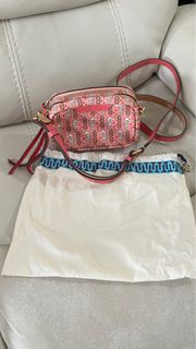 （分類：）位於 。 由 DLingLing 提交（商品編號 1367740040，圖片 1）。簡介： 。
