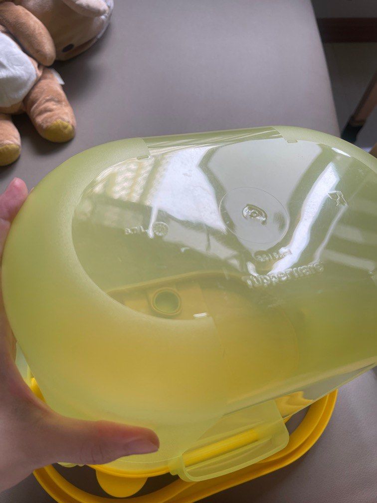 Tupperware water container dispenser 8.7L65074084428035111
