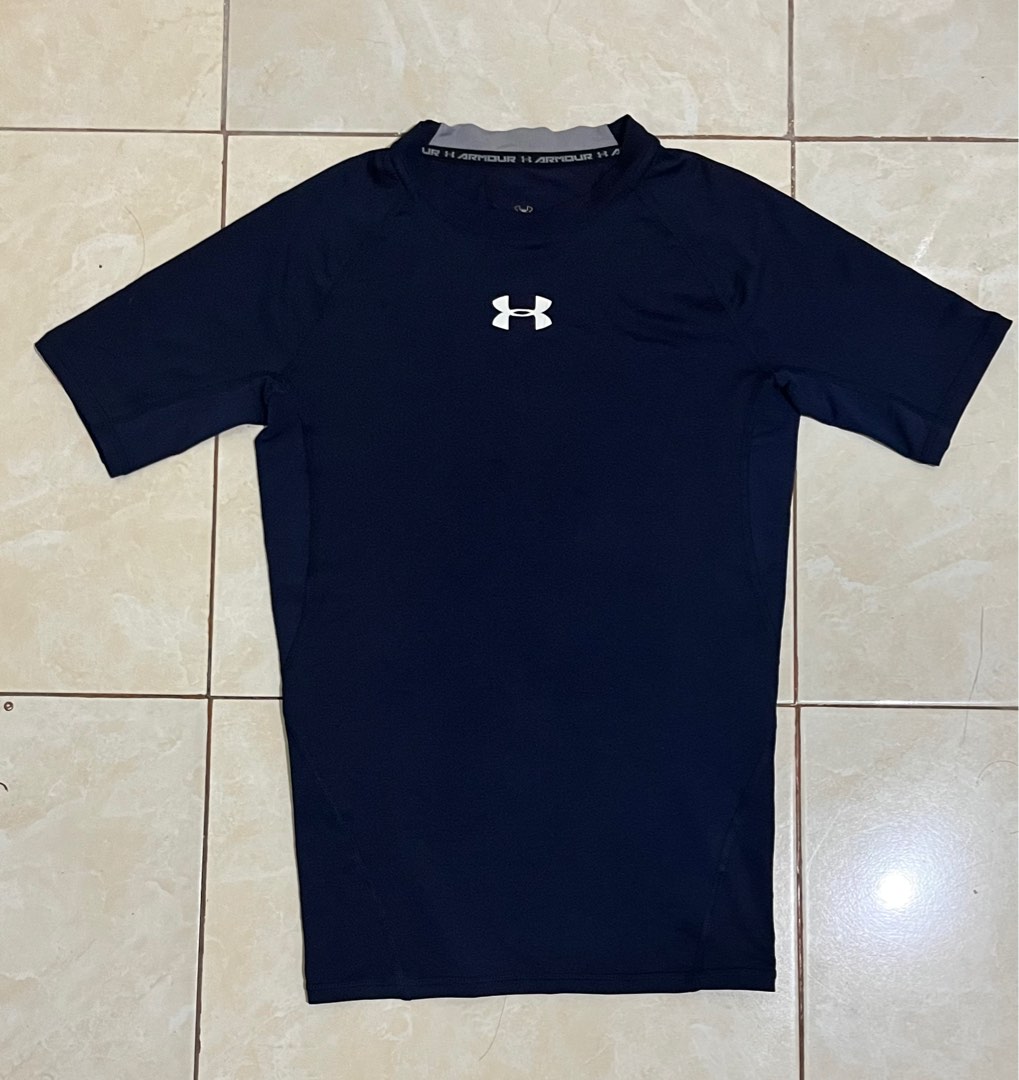 under armour compression shirt, Fesyen Pria, Pakaian , Atasan di Carousell
