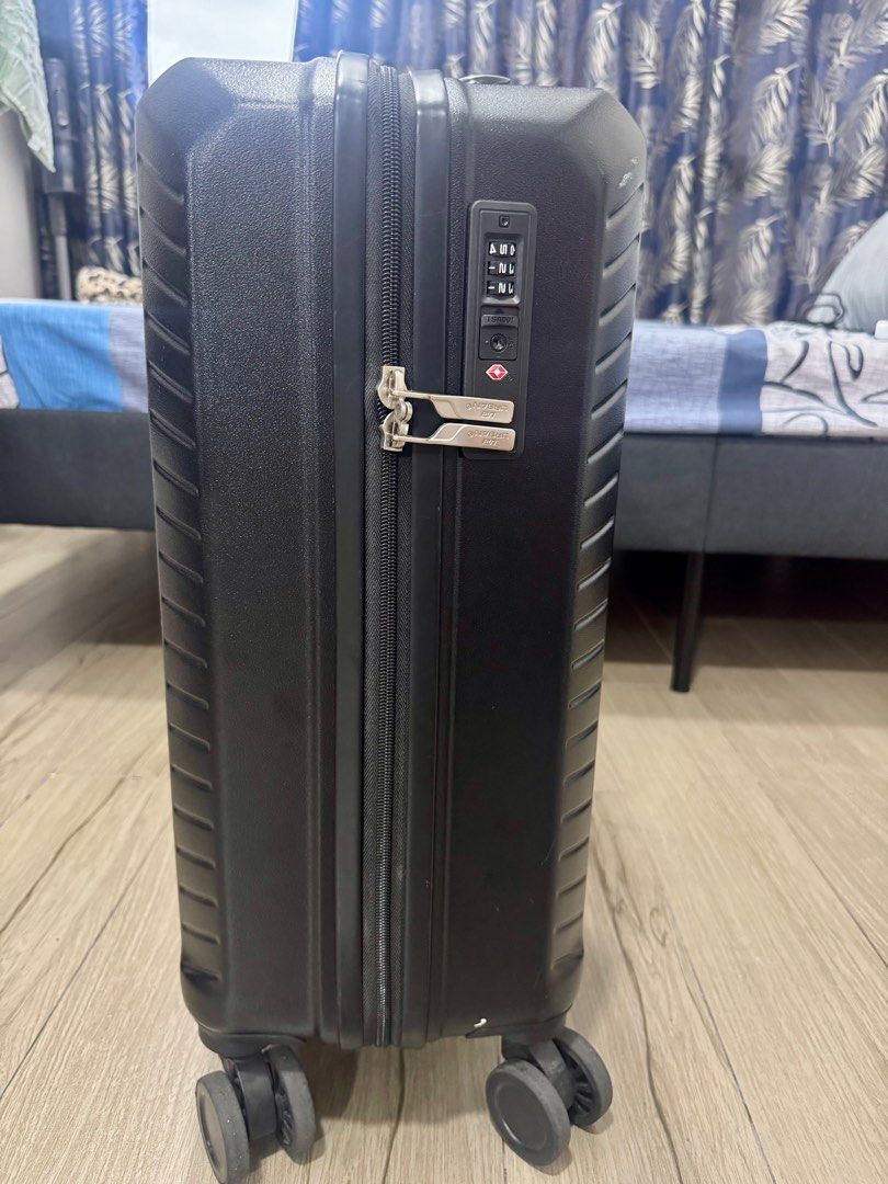 Urban Hand-carry luggage (Category: Luggage) located in Dasmarinas. Submitted by angelc_ (Listing ID 1367777742, Image 2). Description: Preloved Sturdy and durable, smooth wheels & still intact. Flaws are just scratches on the outside. RFS: upgrade .