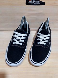 (Kategori: ) berada di . Dikirim oleh ludee_secondbrand (ID iklan 1367732463, Gambar 1). Deskripsi: .