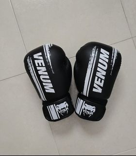 (Category: ) located in . Submitted by nurfarahain (Listing ID 1352890719, Image 1). Description: .