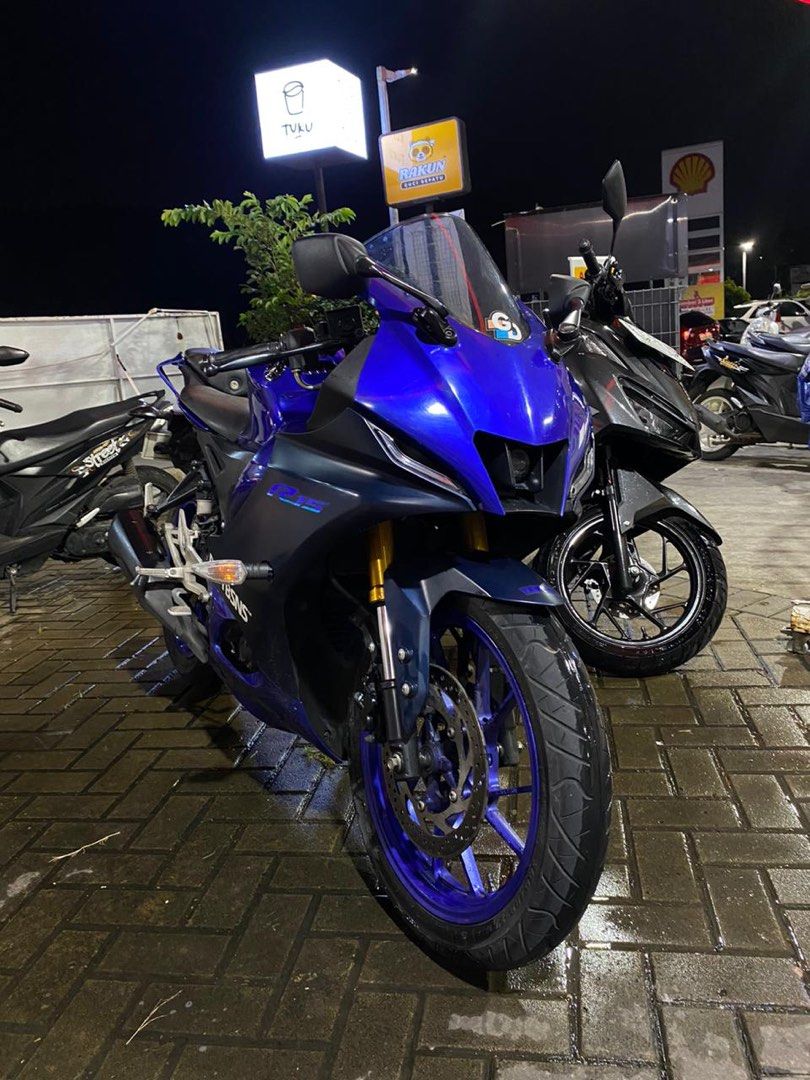 Yamaha R15, Motor di Carousell