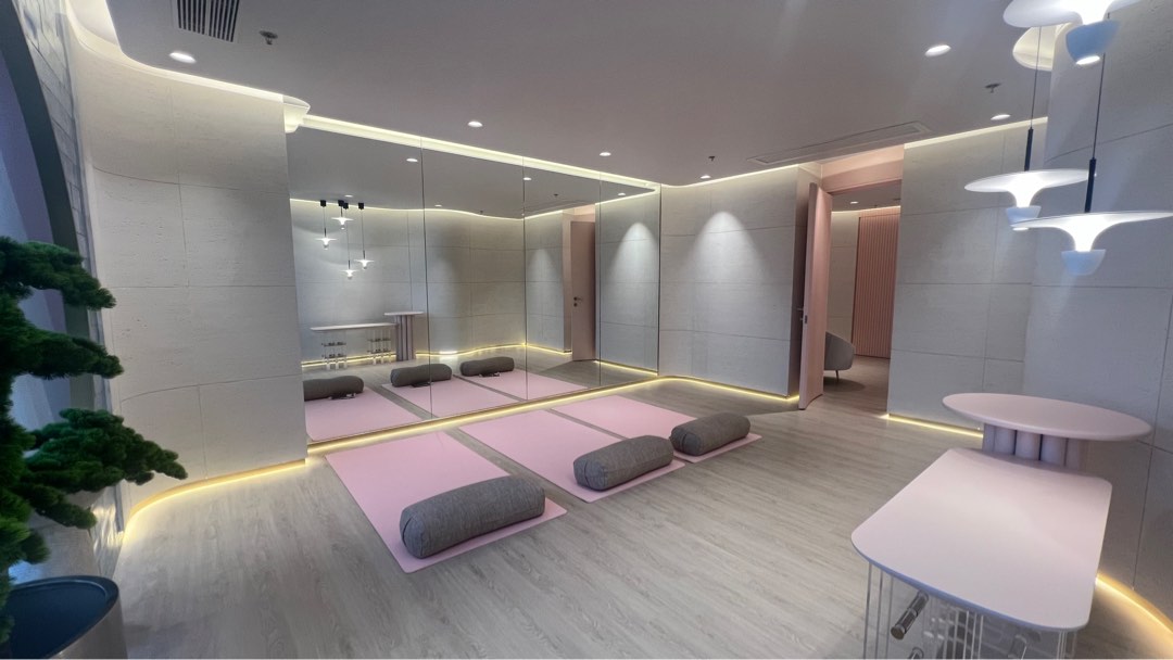 4.9 million for a brand new sea-view office unit with balcony, sold at an extremely attractive price63438696459521113