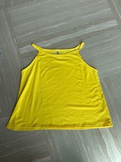 (Category: ) located in . Submitted by clotheswarex (Listing ID 1367956350, Image 1). Description: .
