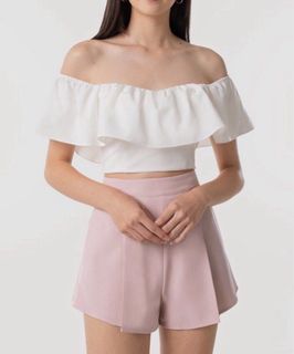 (Category: ) located in . Submitted by shopwithxshi (Listing ID 1367874402, Image 1). Description: .