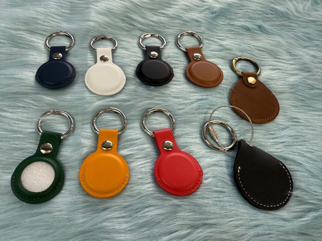 Apple Airtag Keychain Leather Case (Category: Cases & Sleeves) located in San Juan City. Submitted by mobileterritory2012 (Listing ID 1367905315, Image 2). Description: Apple Airtag Keychain leather Case Brandnew Loc: Theatermall 2nd floor near Lotto Outlet Store Name Mobile Territory .