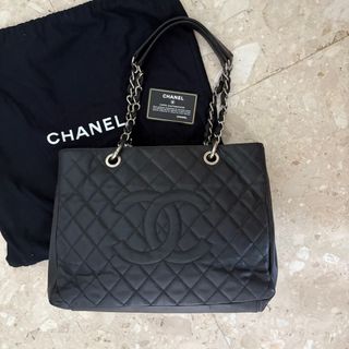 (Category: ) located in . Submitted by highsociety.sg (Listing ID 1367942274, Image 1). Description: .